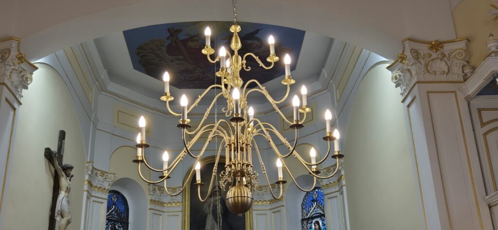 Mezőberény csillár